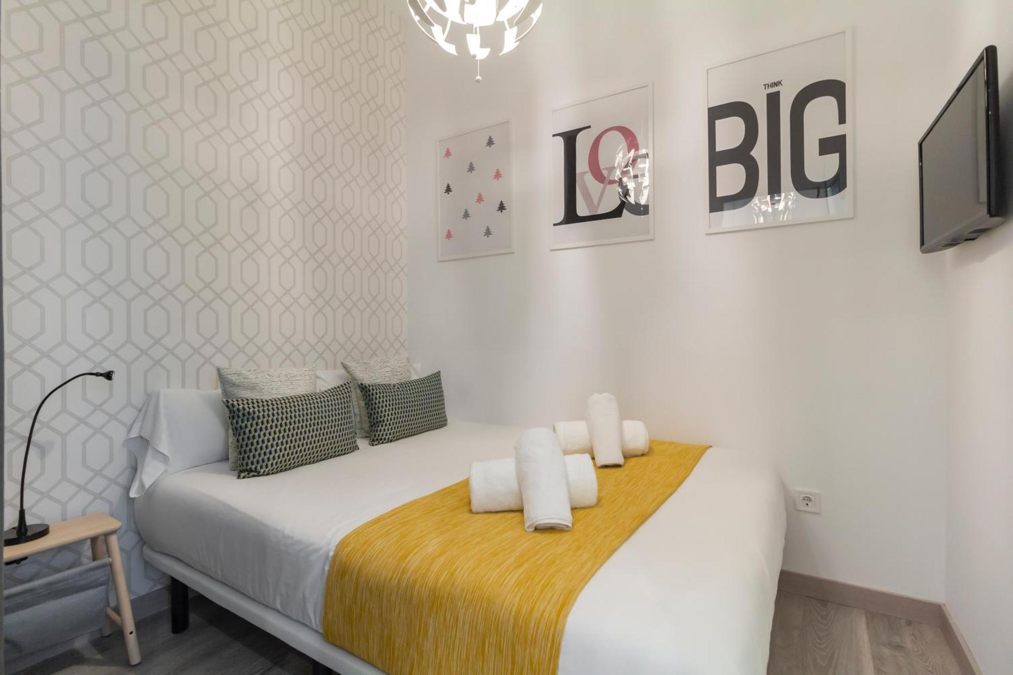Apartament Ronda De Valencia Madryt