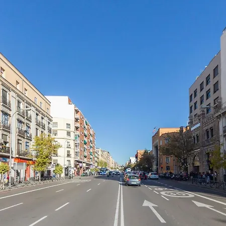 Ronda De Valencia Apartamento Madrid Exterior photo
